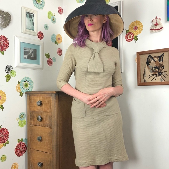 Meet your Posher, Laura - Picture 5 of 16